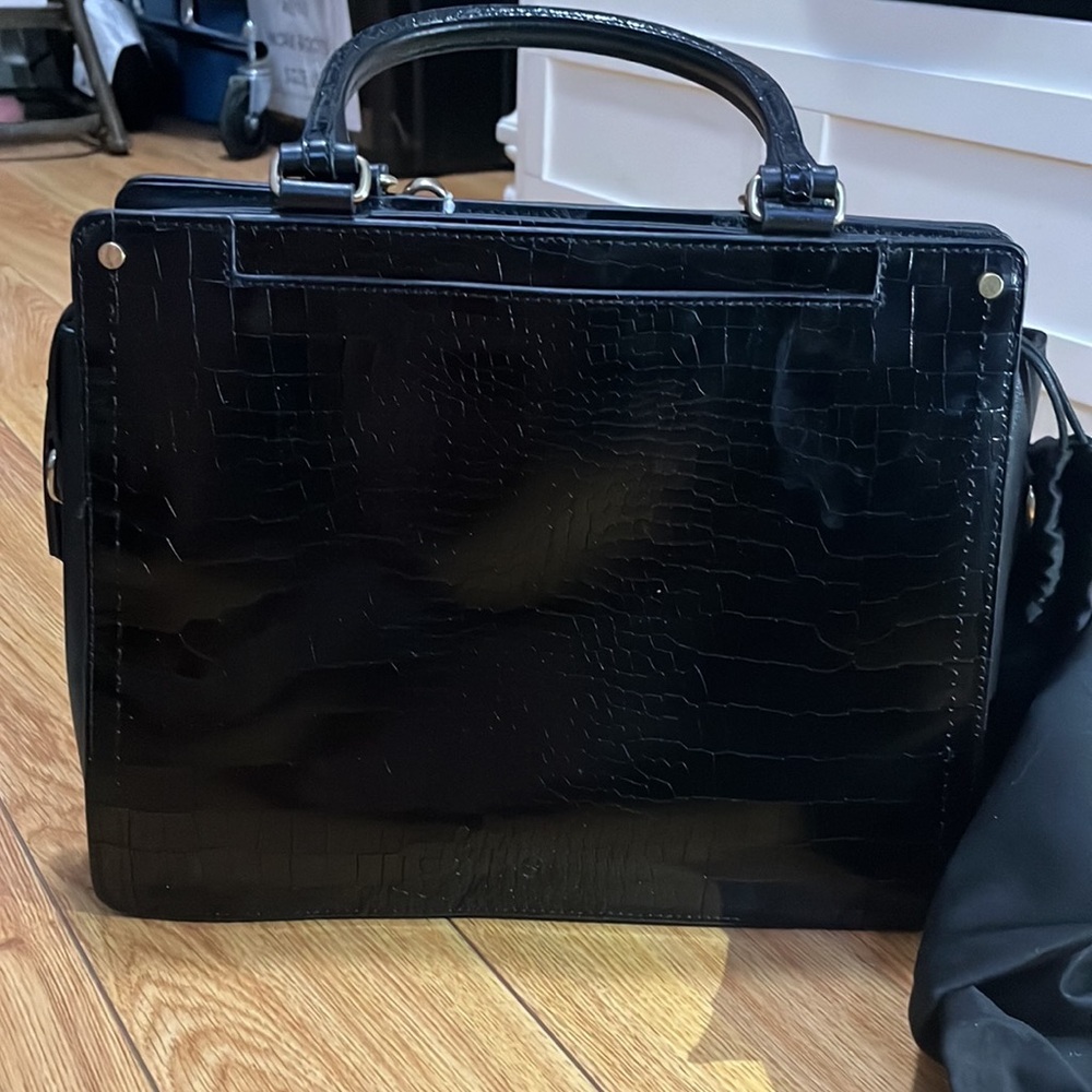 TREASURE & BOND HANDBAG